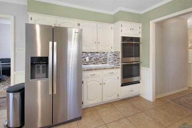 6005 Raleigh Dr, Tyler, TX 75703