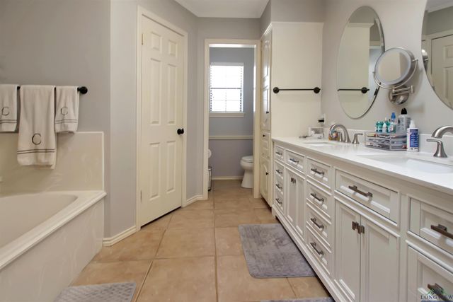 6005 Raleigh Dr, Tyler, TX 75703