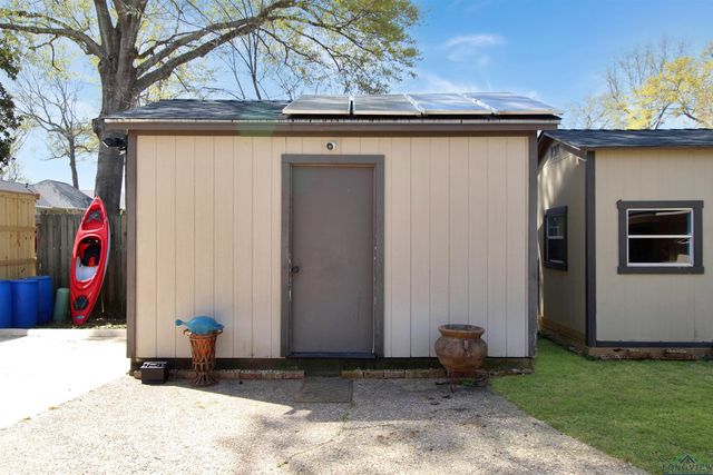 6005 Raleigh Dr, Tyler, TX 75703