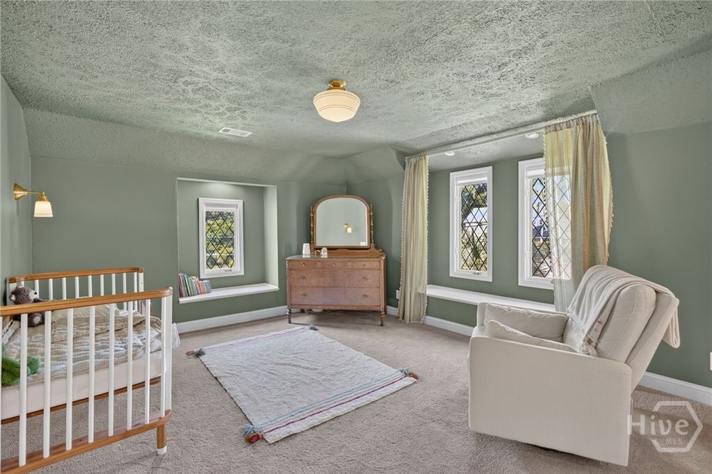 Image 47 of property listing at 221 E Point Drive, Savannah, GA 31410