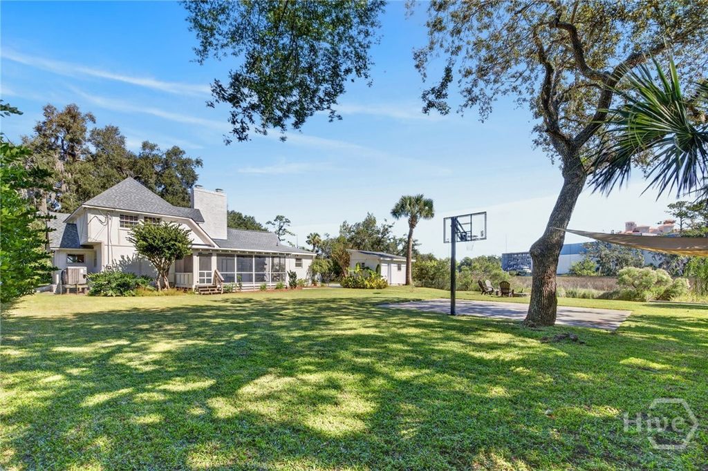 Image 55 of property listing at 221 E Point Drive, Savannah, GA 31410