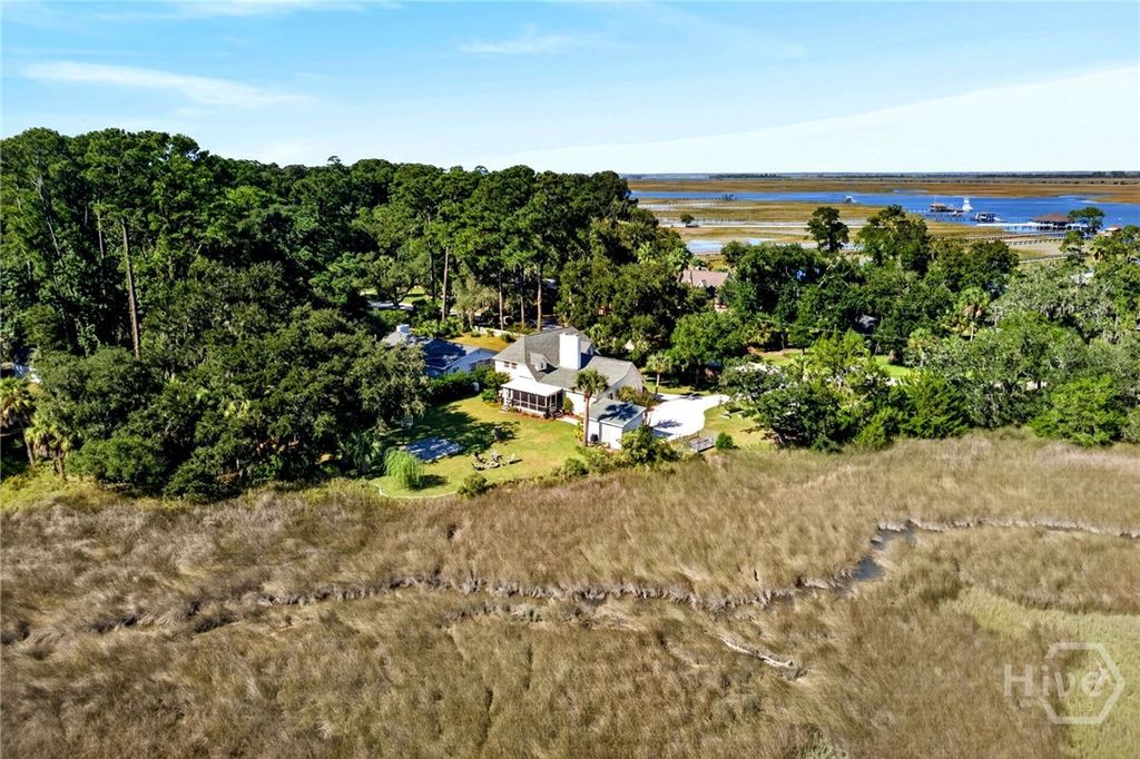 Image 67 of property listing at 221 E Point Drive, Savannah, GA 31410