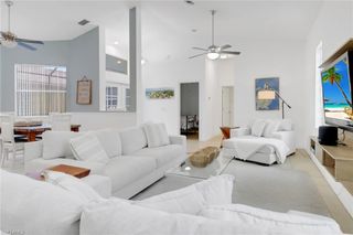 9521 Mariners Cove LN, Fort Myers, FL 33919