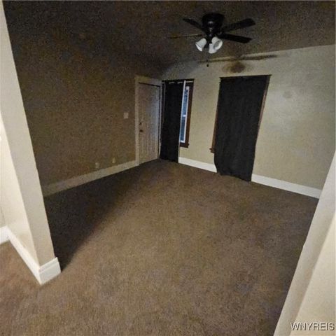 1614 Ferry Avenue, Niagara Falls, NY 14301