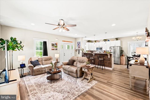 1504 CANDLEWOOD ST, Fredericksburg, VA 22407