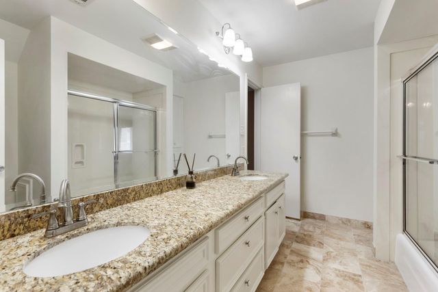 5619 Willow Walk Street, Houston, TX 77069