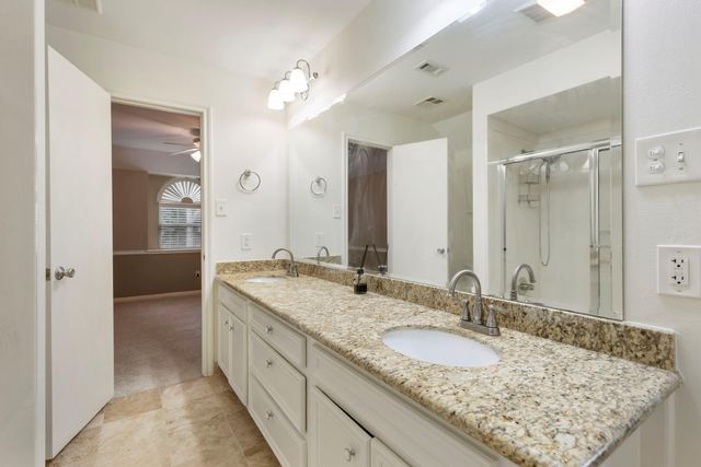 5619 Willow Walk Street, Houston, TX 77069