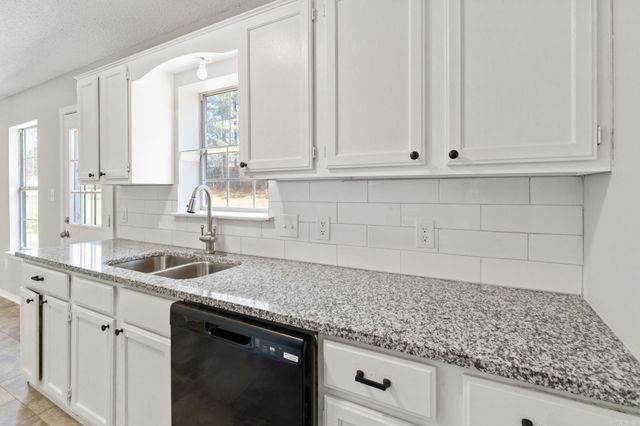 14025 Cottontail Lane, Alexander, AR 72002