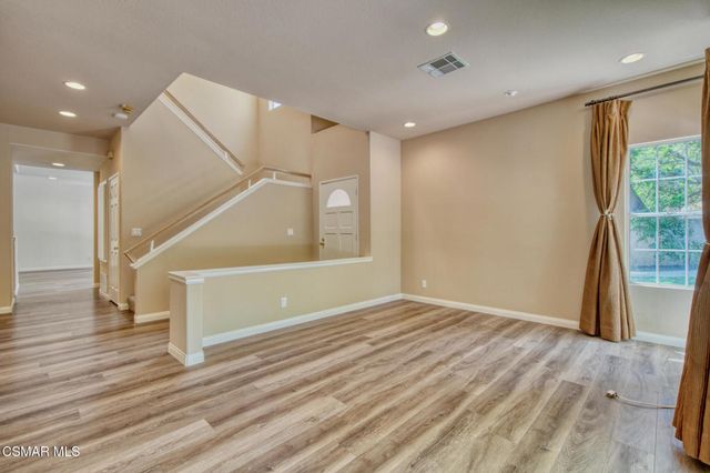 1044 Cherry Creek Circle, Westlake Village, CA 91362