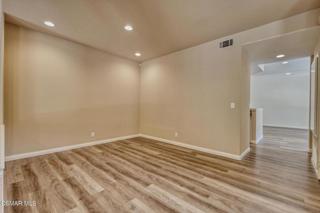 1044 Cherry Creek Circle, Westlake Village, CA 91362