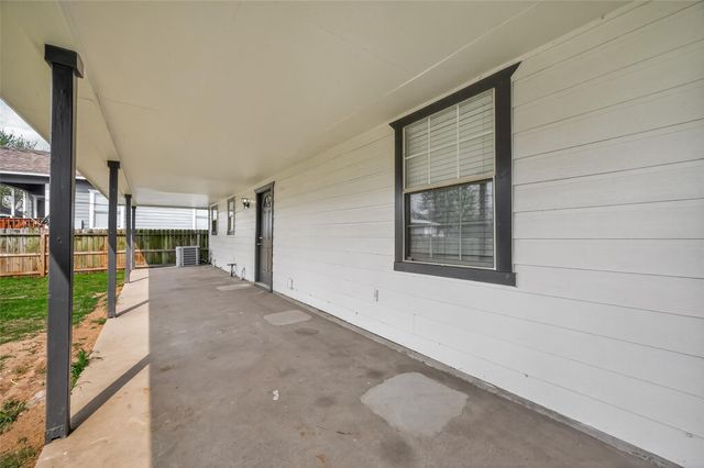 7927 Brays Street A, Houston, TX 77012