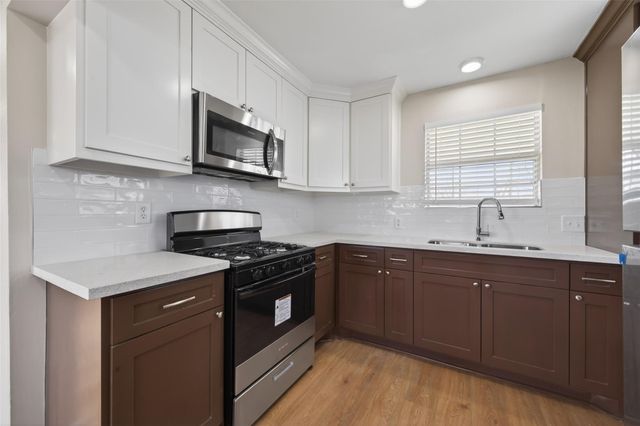 7927 Brays Street A, Houston, TX 77012