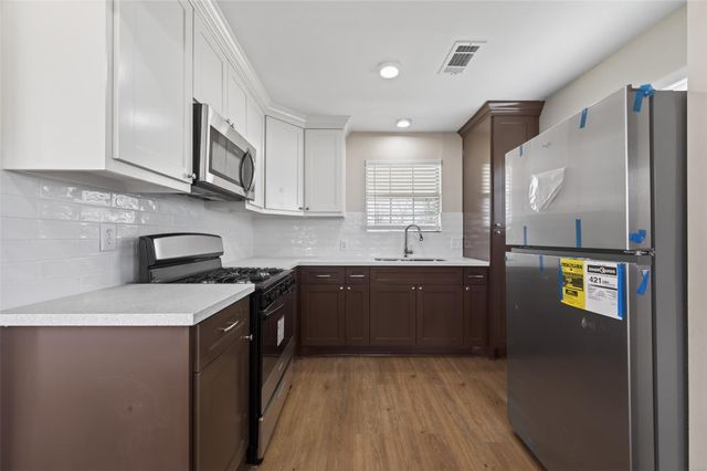 7927 Brays Street A, Houston, TX 77012