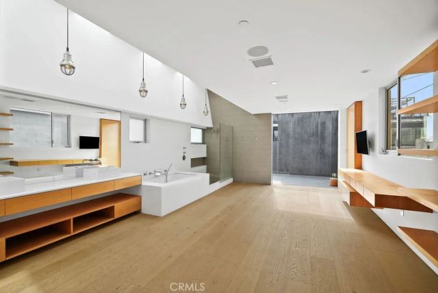 304 Grand Boulevard, Venice, CA 90291