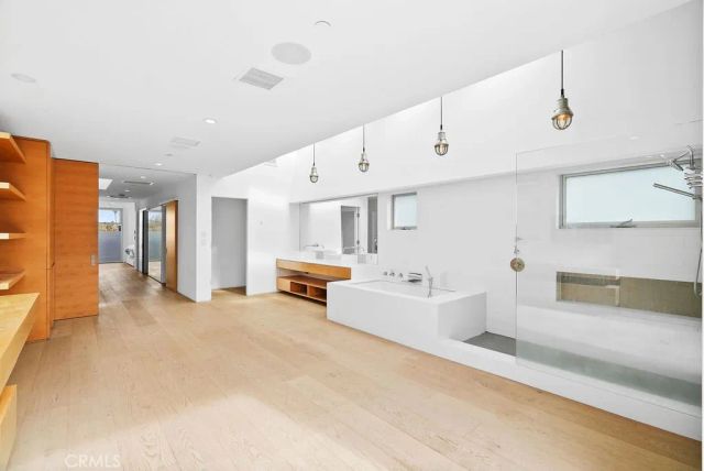 304 Grand Boulevard, Venice, CA 90291