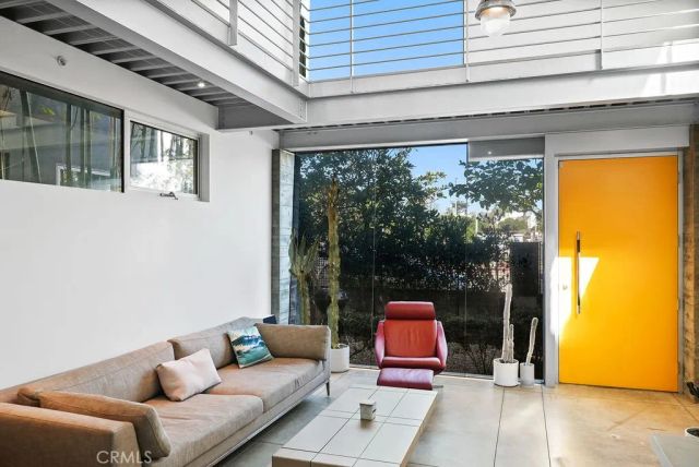 304 Grand Boulevard, Venice, CA 90291