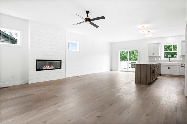 5005 Finlen Lane, Bloomington, IL 61705