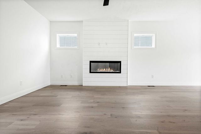 5005 Finlen Lane, Bloomington, IL 61705