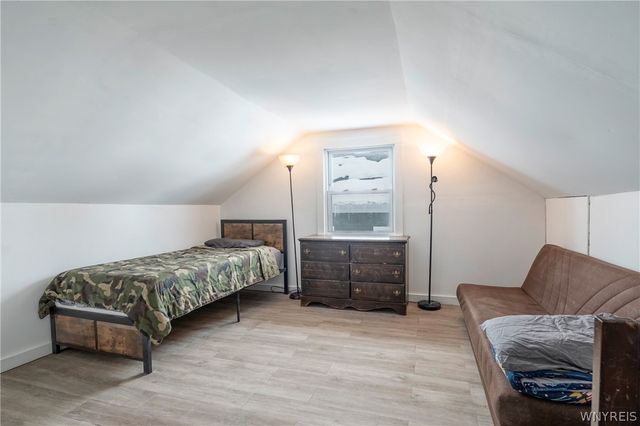 70 Marlow Road, West Seneca, NY 14224