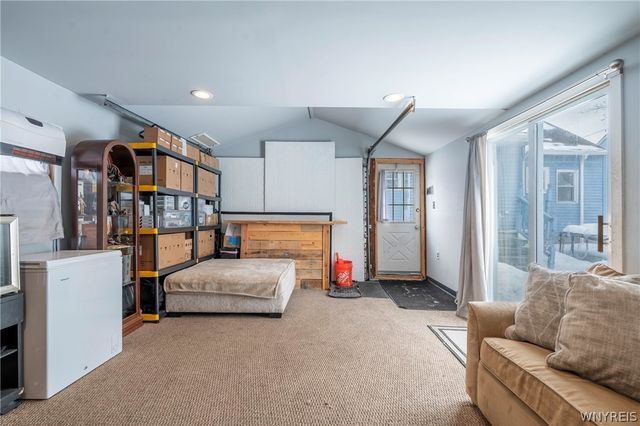 70 Marlow Road, West Seneca, NY 14224