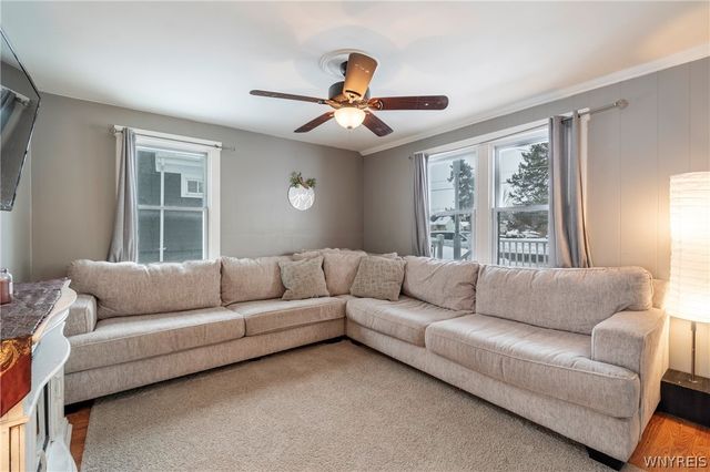 70 Marlow Road, West Seneca, NY 14224