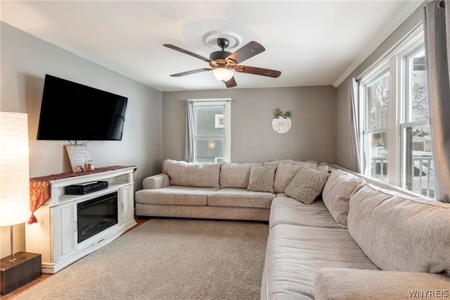 70 Marlow Road, West Seneca, NY 14224