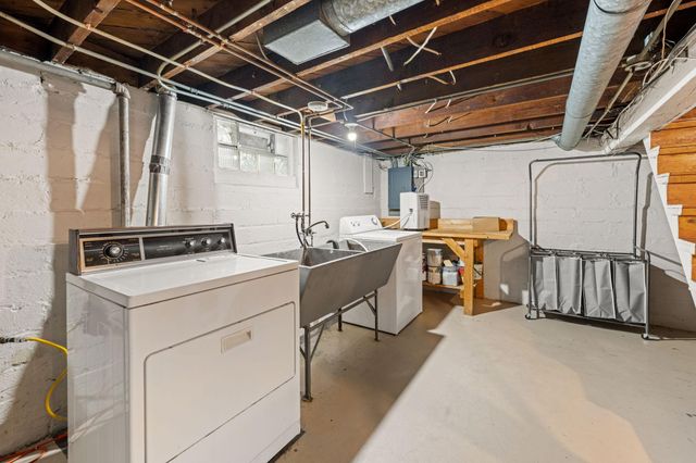 3625 42nd Avenue S, Minneapolis, MN 55406