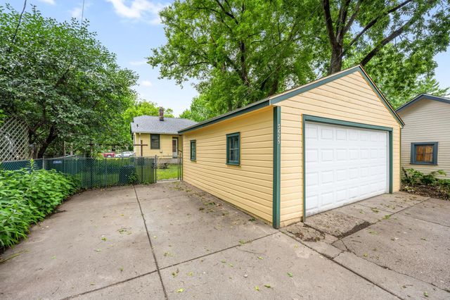 3625 42nd Avenue S, Minneapolis, MN 55406