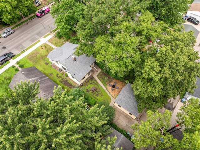 3625 42nd Avenue S, Minneapolis, MN 55406