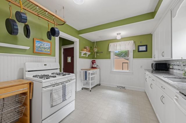 3625 42nd Avenue S, Minneapolis, MN 55406