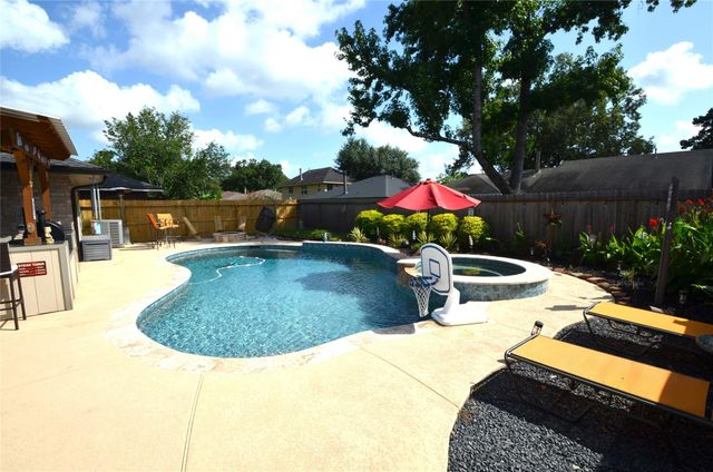 2315 Clear Ridge Drive, Houston, TX 77339