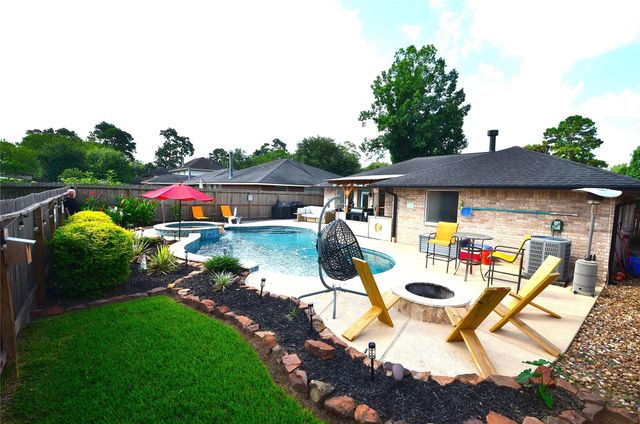 2315 Clear Ridge Drive, Houston, TX 77339