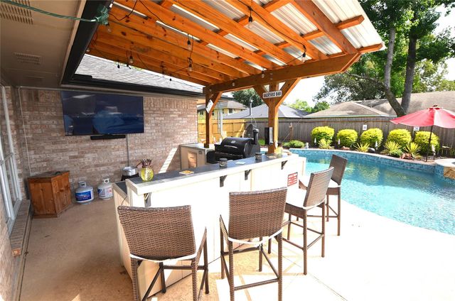 2315 Clear Ridge Drive, Houston, TX 77339