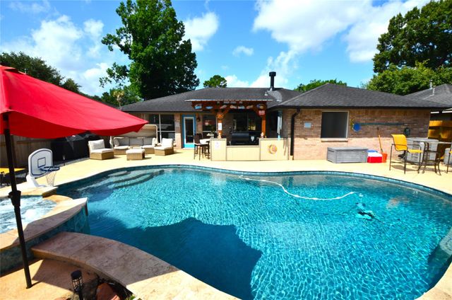 2315 Clear Ridge Drive, Houston, TX 77339
