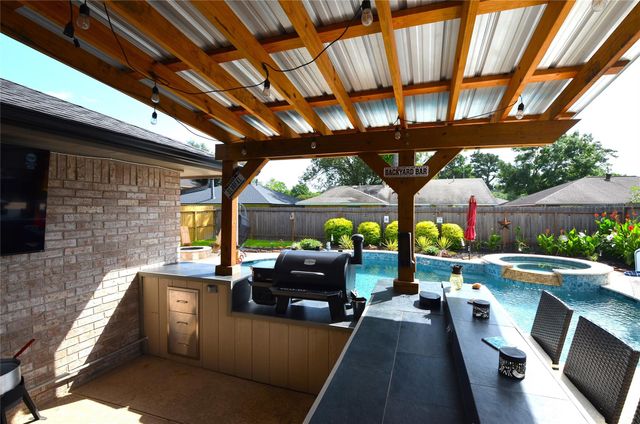 2315 Clear Ridge Drive, Houston, TX 77339