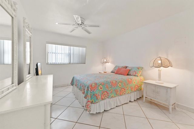 209 WATERFORD I, Delray Beach, FL 33446