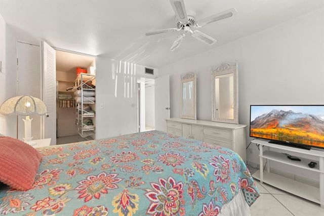 209 WATERFORD I, Delray Beach, FL 33446
