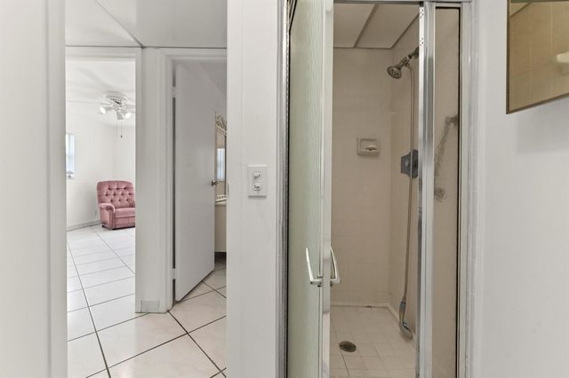209 WATERFORD I, Delray Beach, FL 33446