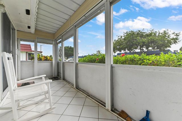 209 WATERFORD I, Delray Beach, FL 33446