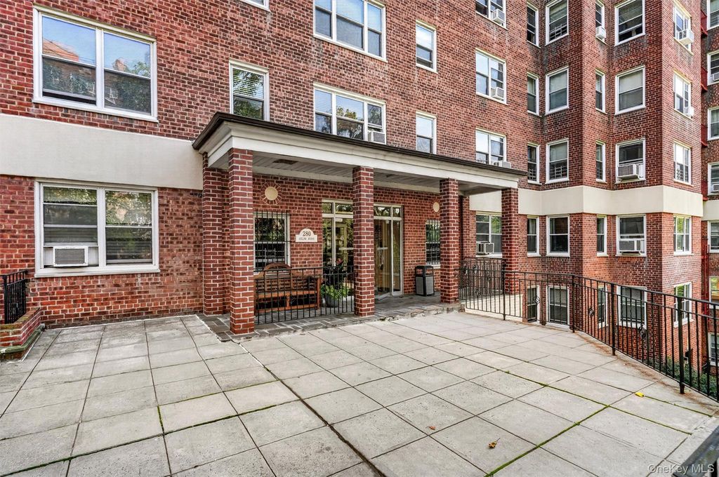 280 Collins Avenue 1A, Mount Vernon, NY 10552 — exterior