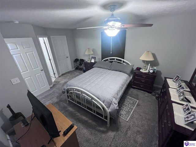 154 Tuscany Lane, Vine Grove, KY 40175