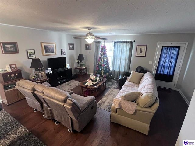 154 Tuscany Lane, Vine Grove, KY 40175