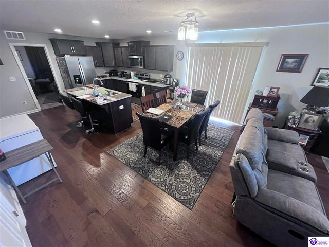 154 Tuscany Lane, Vine Grove, KY 40175