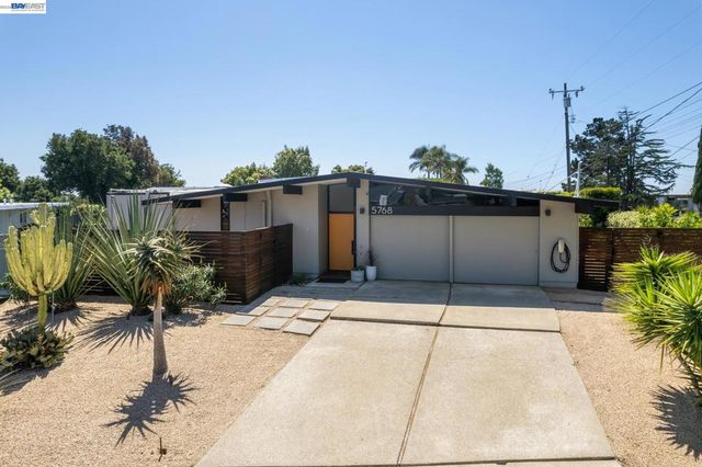 5768 Highwood Rd, Castro Valley, CA 94552