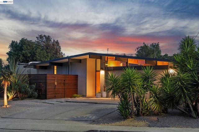 5768 Highwood Rd, Castro Valley, CA 94552