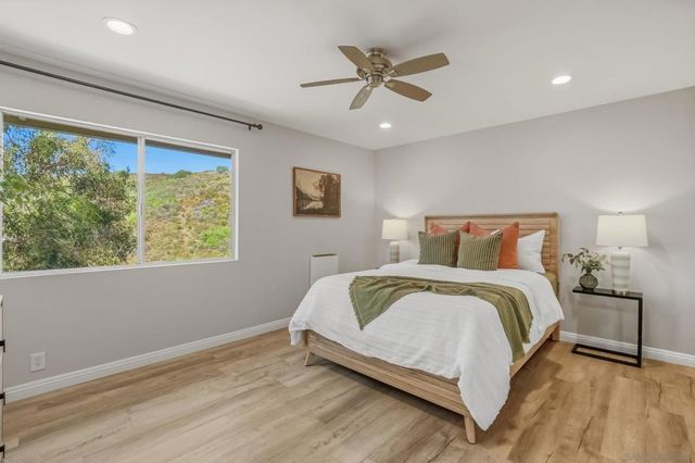 6916 Park Mesa Way 2, San Diego, CA 92111