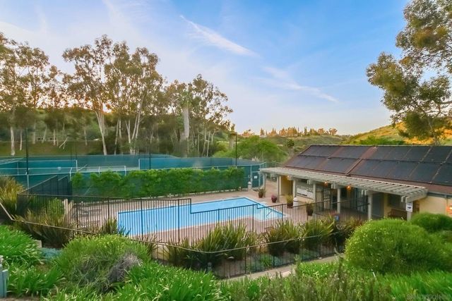 6916 Park Mesa Way 2, San Diego, CA 92111