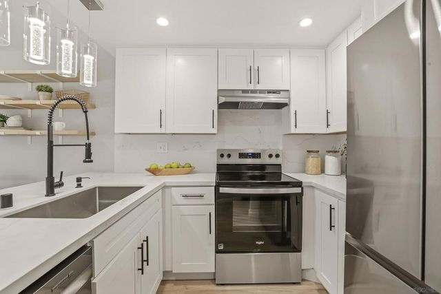 6916 Park Mesa Way 2, San Diego, CA 92111