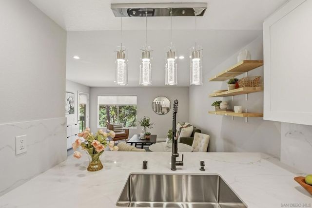 6916 Park Mesa Way 2, San Diego, CA 92111