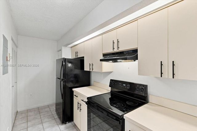 8660 SW 212th Street 306, Cutler Bay, FL 33189